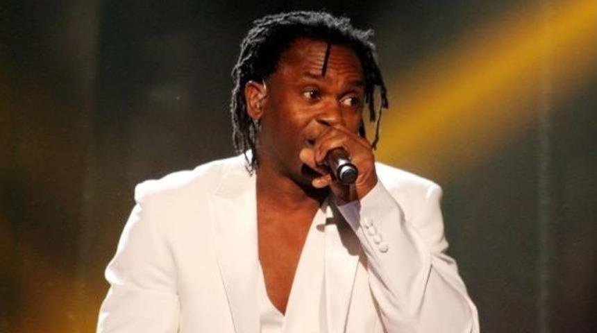 DR. ALBAN İLE ALESSANDRA AMBROSSIO AYNI PODYUMDA