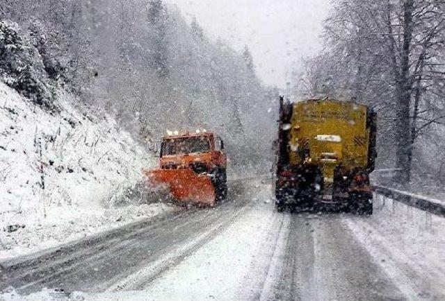 KAR, YARALIG&Ouml;Z DE ULAŞIMI AKSATTI 1