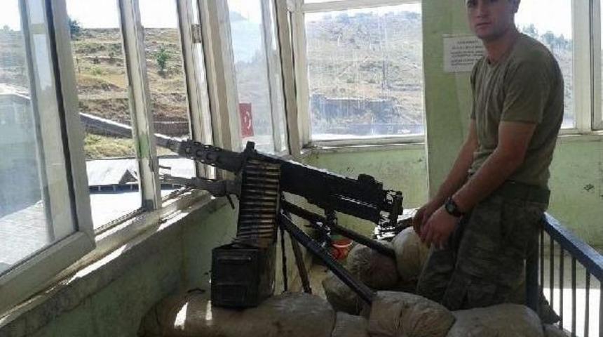 &Ccedil;UKURCA'DA ASKERİ ARA&Ccedil; DEVRİLDİ: 1 ŞEHİT, 2 YARALI (3)