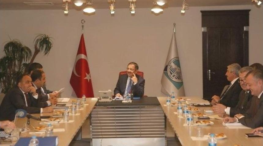 Büyükşehir Büyük Projeleri Masaya Yatırdı