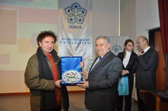 Dünyaca Ünlü Türk Restorancı Özer Neü’de Konferans Verdi