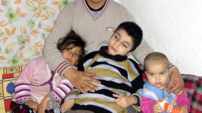 11 YAŞINDAKİ EPİLEPSİ HASTASI SEYİTHAN, UZANACAK YARDIM ELİNİ BEKLİYOR