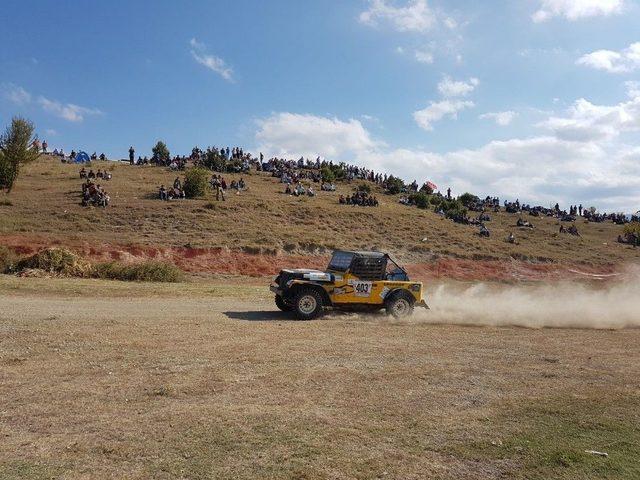 Offroad Yarışlarında Şarampole Yuvarlandı 2