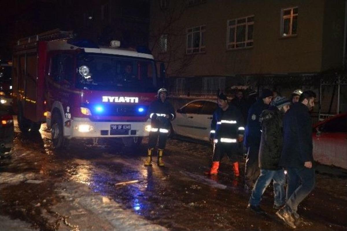Başkent&rsquo;te Korkutan Yangın