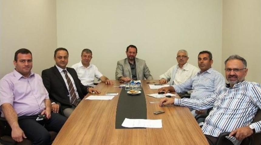 Akçam: “can Güvenliğiniz İçin Aracınıza En Uygun Kış Lastiğini Taktırın”