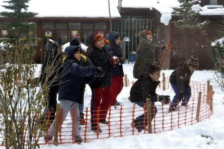 Öğrenciler Kar Tatilini Fırsata Çevirdi G5