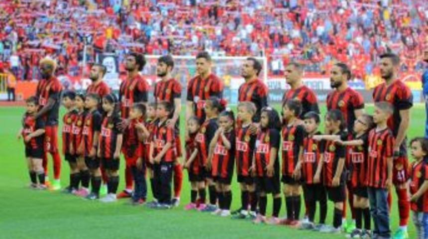 Eskişehirspor İle Gazişehir Gaziantep 12. Randevuya &Ccedil;ıkıyor