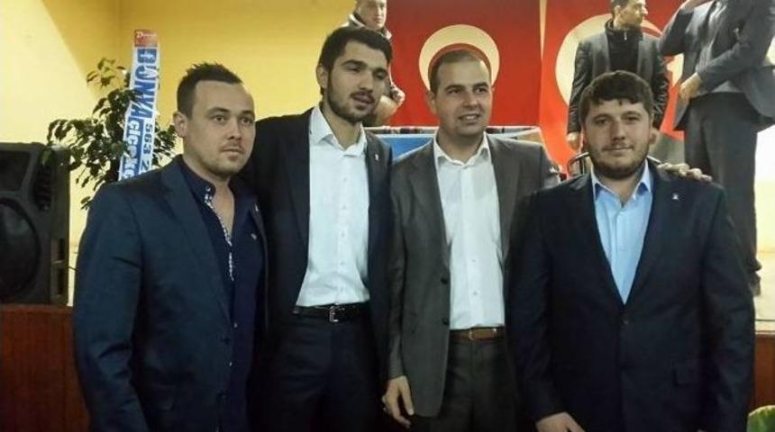 Erdoğan, Gen&ccedil;lik Kolları Başkanlığına Se&ccedil;ildi