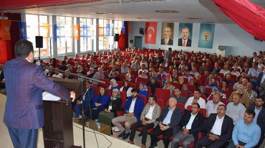 Ak Parti Reşadiye İl&ccedil;e Başkanı Yiğit G&uuml;ven Tazeledi