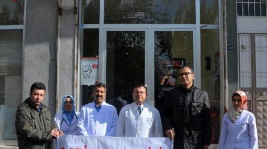 DOKTORLARDAN MESLEKTAŞLARINA SALDIRIYA TEPKİ