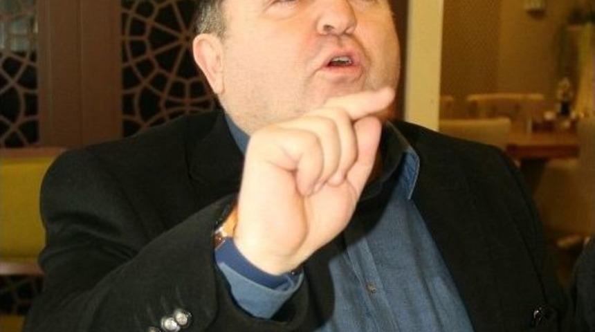 D&uuml;zce Baro Başkanı Avukat Ali Dilber;