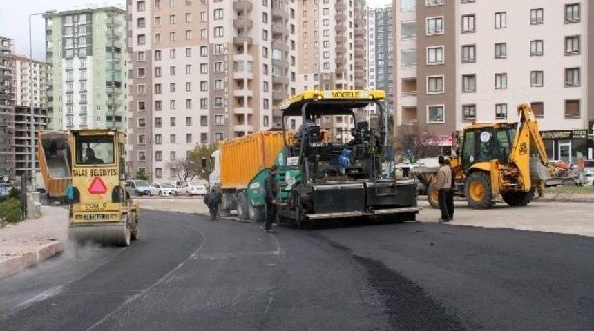 Karasu Caddesi&rsquo;nde Asfalt &Ccedil;alışması