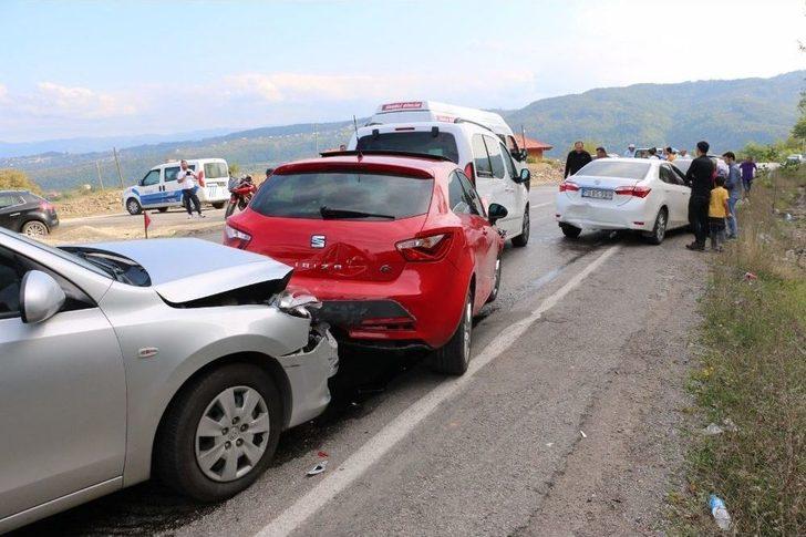 Zonguldak’ta 5 Araç Birbirine Girdi: 4 Yaralı G3