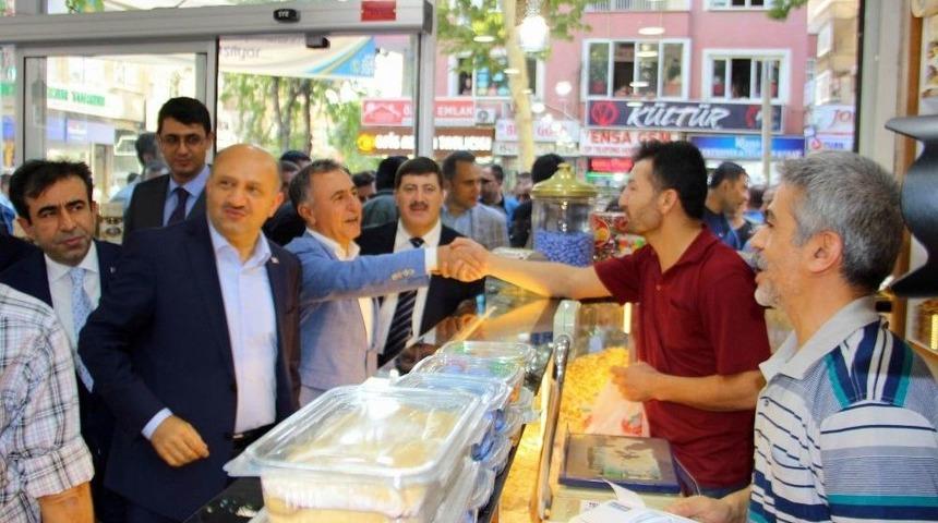 Başbakan Yardımcısı Işık, Diyarbakır&rsquo;da Esnafı Ziyaret Etti