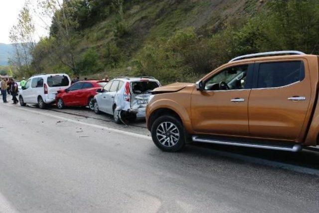 Zonguldak ta 5 Ara&ccedil;lı Zincirleme Kaza: 4 Yaralı 2