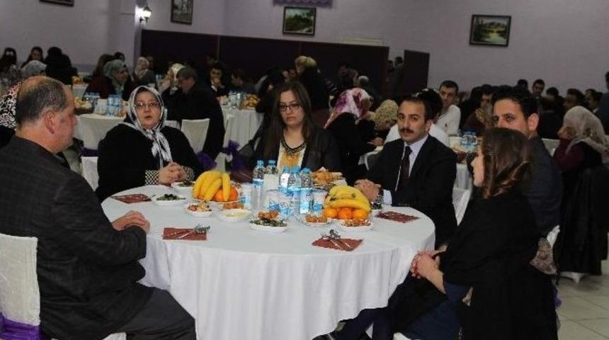 &Ouml;ğretmenler K&uuml;lt&uuml;r Sitesinde Biraraya Geldi