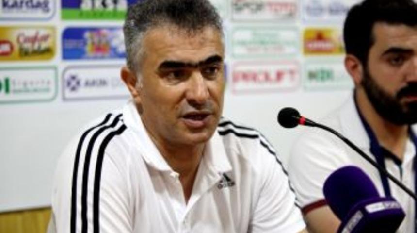 Mehmet Altıparmak: "deplasmanda Liderden Aldığımız Bir Puan Bizim Adımıza Sevindirici"