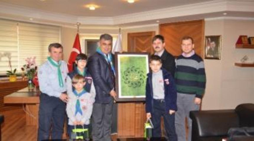 İzcilerden Başkan &Ouml;zg&uuml;ven&rsquo;e Ziyaret