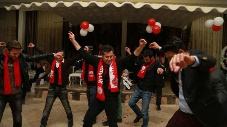 Başkan Kocadon Şampiyonluk Gecesine Katıldı