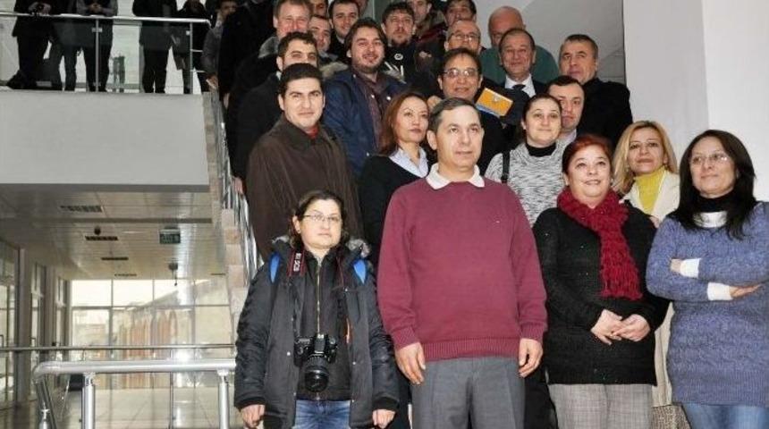 Başkan Uysal Gazetecilerin G&uuml;n&uuml;n&uuml; Kutladı