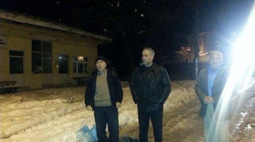 Bayırk&ouml;y Belde Belediyesi Kapanan Mahalle Yollarını A&ccedil;maya Devam Ediyor