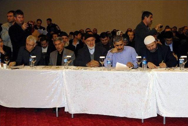 Diyarbakır&rsquo;da &rsquo;ortadoğu&rsquo;da K&uuml;rtler Ve Barış&rsquo; Sempozyumu 2