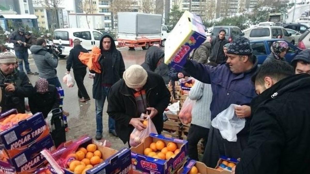 Bu Pazarda Her Şey Bedava