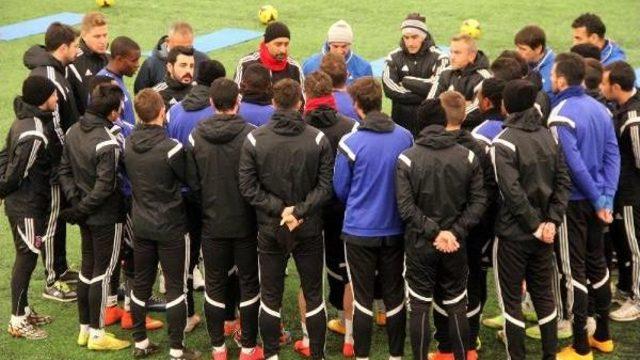 KARDEMİR KARABÜKSPOR'DA, BEŞİKTAŞ HAZIRLIKLARI SÜRÜYOR