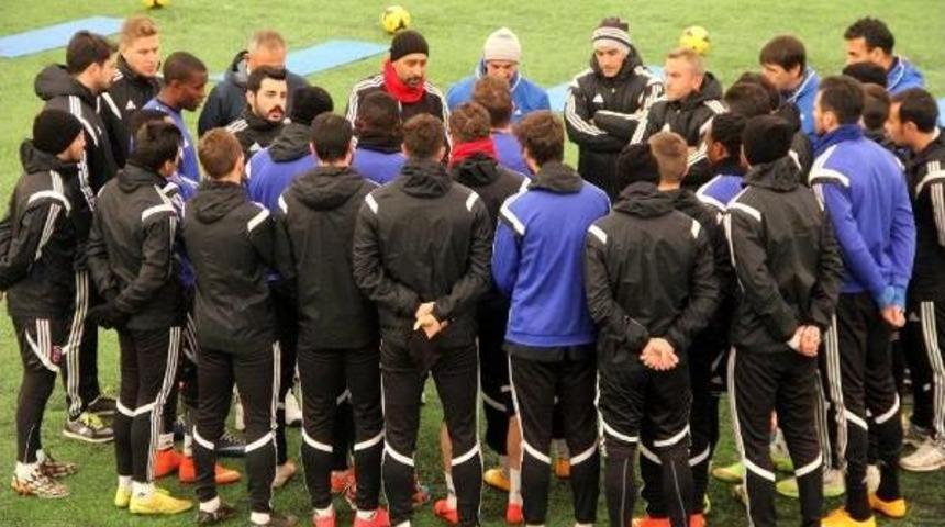 KARDEMİR KARAB&Uuml;KSPOR'DA, BEŞİKTAŞ HAZIRLIKLARI S&Uuml;R&Uuml;YOR