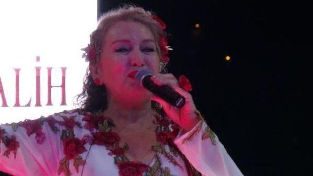 Chp li İnce, Oğlunun K&ouml;y D&uuml;ğ&uuml;n&uuml;nde B&ouml;yle Oynadı (2) 2