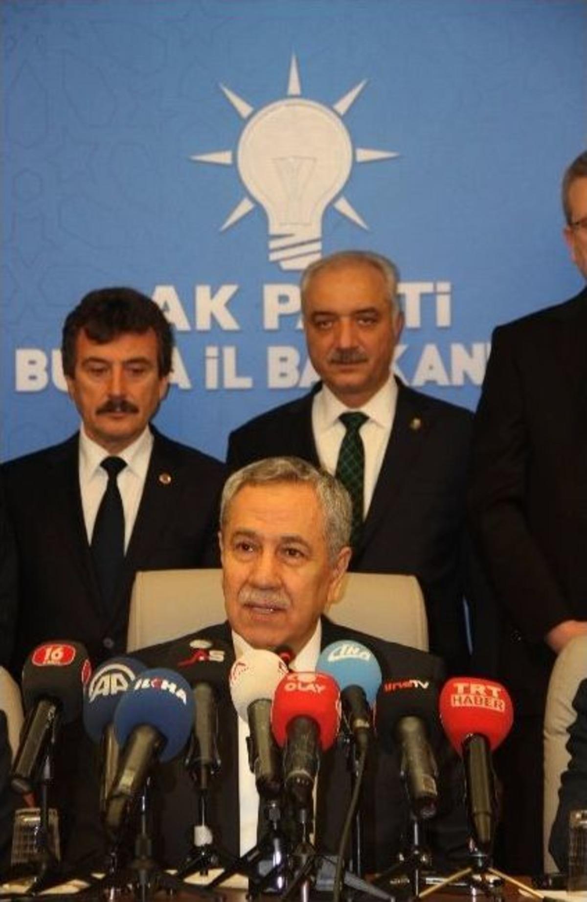 Başbakan Yardımcısı B&uuml;lent Arın&ccedil;: