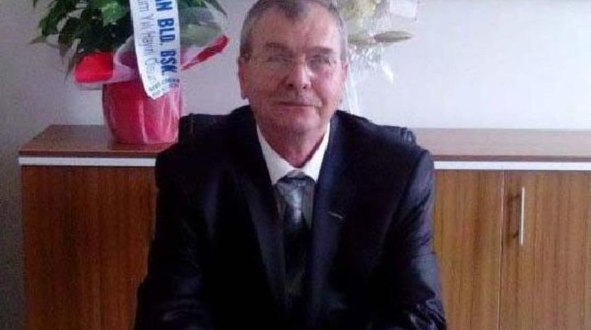 &Ouml;ĞRETMENLERİN OMUZ KAVGASI