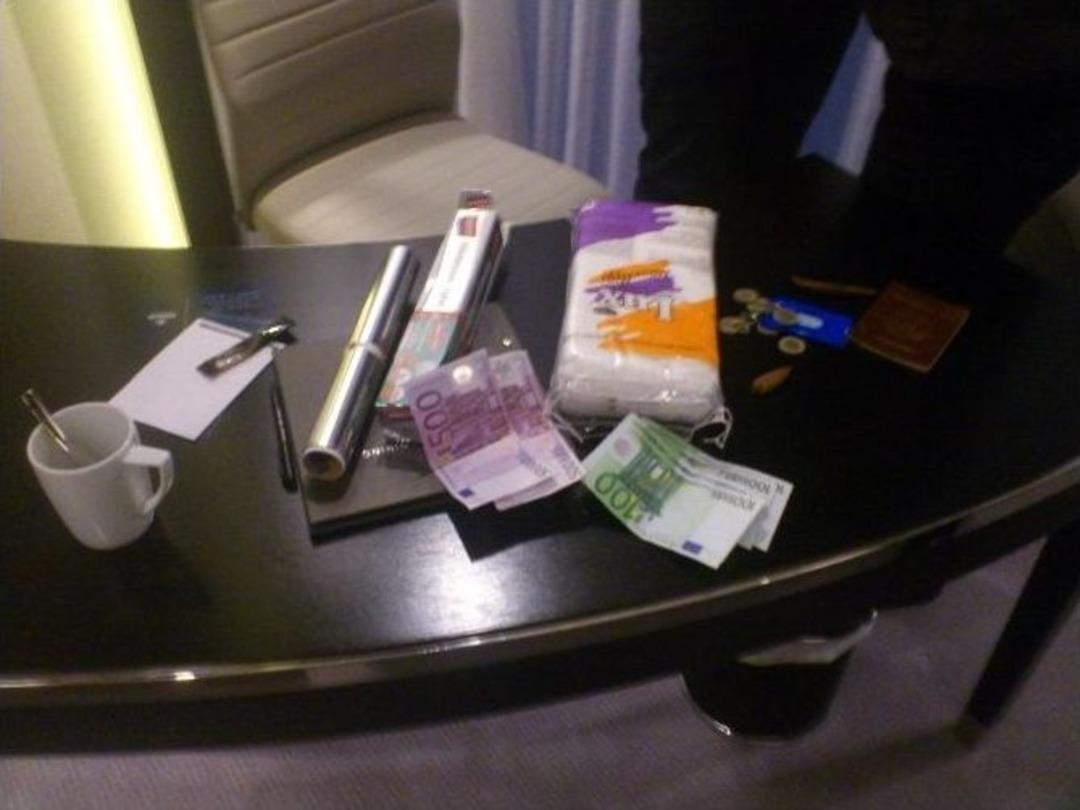 Para &Ccedil;oğaltan Dolandırıcılar Su&ccedil;&uuml;st&uuml; Yakalandı