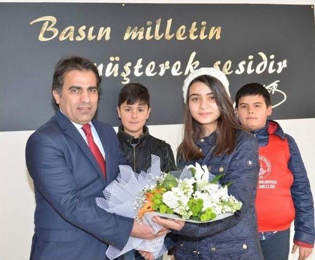 Melikgazi Belediyesi &Ccedil;ocuk Meclisi Kayseri Gazeteciler Cemiyeti&rsquo;ni Ziyaret Etti 1