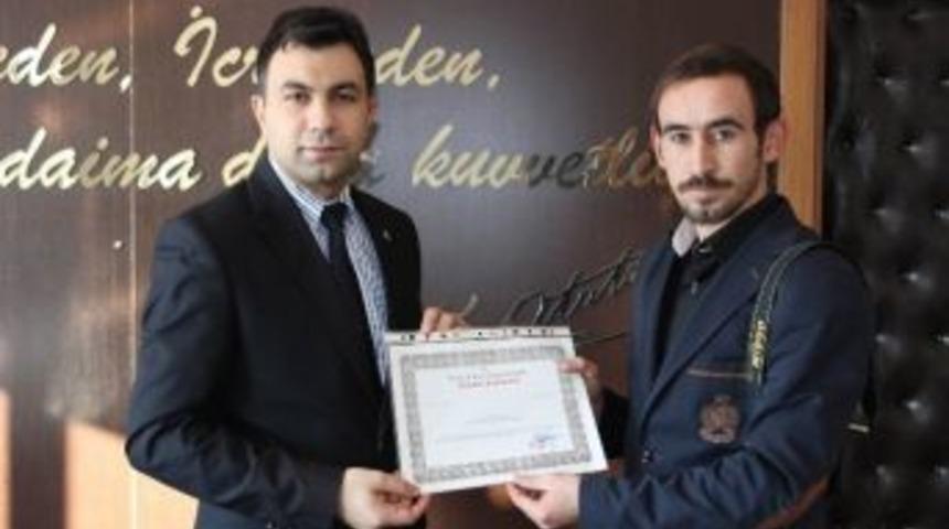 Kaymakam G&uuml;ng&ouml;r, 10 Ocak &Ccedil;alışan Gazeteciler G&uuml;n&uuml;n&uuml; Kutladı