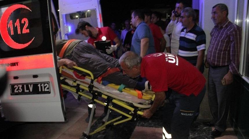Elazığ&rsquo;da 2 Ayrı Trafik Kazası: 9 Yaralı