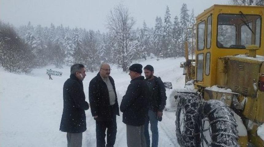 Vali K&ouml;şger Karla M&uuml;cadeleyi Yerinde İnceledi