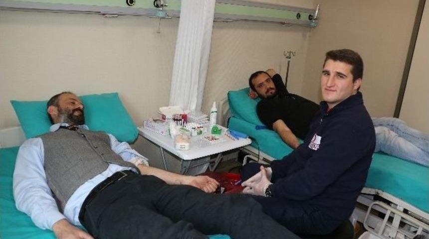 Marmarisli Gazeteciler Kan Bağışında Bulundu