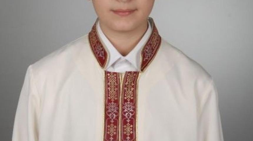 Hafızlık T&uuml;rkiye Birincisi Akhisar&rsquo;dan