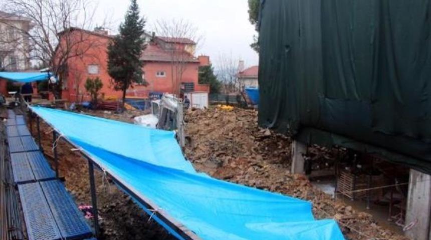 &Uuml;zerine Kaya D&uuml;şen Iş&ccedil;i Yaşamını Yitirdi