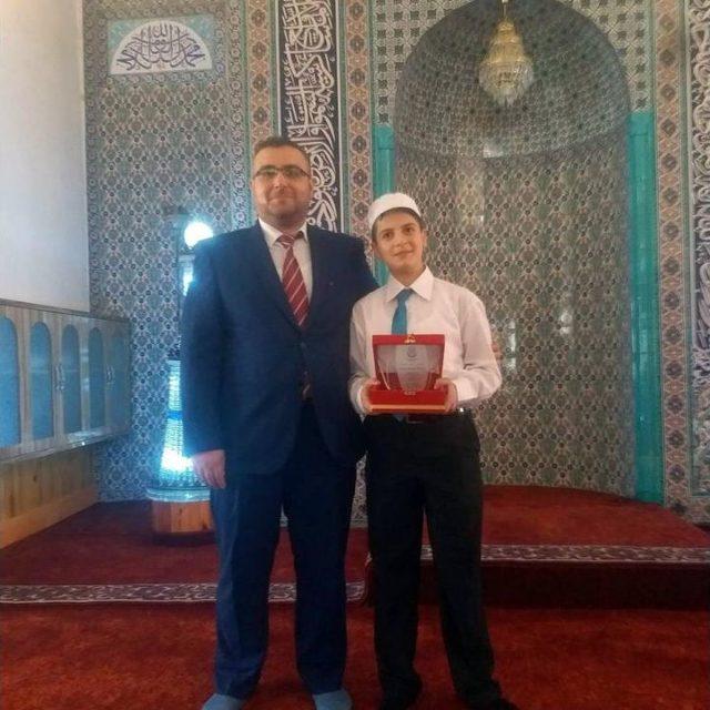 Hafızlık T&uuml;rkiye Birincisi Akhisar&rsquo;dan 2