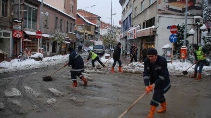 &Ccedil;aycuma&rsquo;da Karla M&uuml;cadele Devam Ediyor