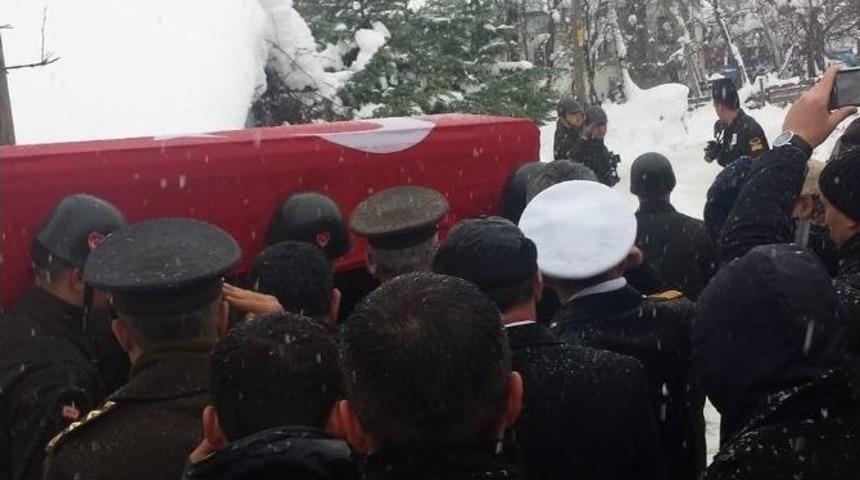 Bartın&rsquo;da Banyoda D&uuml;şerek &Ouml;len Gazi Toprağa Verildi