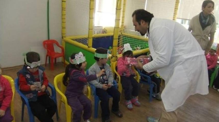 Minikler Ağız Ve Diş Sağlığı Konusunda Bilgilendirildi