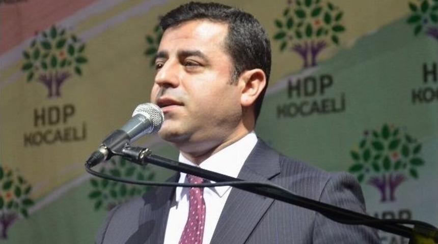 Hdp Eş Genel Başkanı Demirtaş: &ldquo;ağlamadan Sorumlu Bakan Gece G&uuml;nd&uuml;z Hdp&rsquo;ye &Ccedil;atıyor&rdquo;