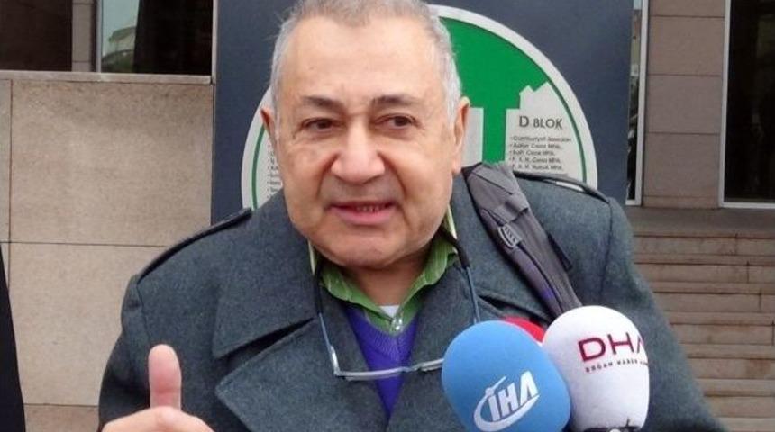 Prof.dr. Orhan Kural&rsquo;dan Cem Yılmaz&rsquo;a Tepki