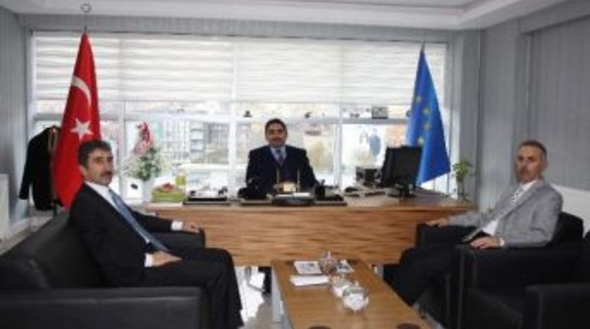 Başkan &Ouml;zt&uuml;rk&rsquo;den Tkdk&rsquo;ya Ziyaret