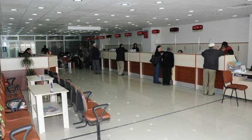 &Ccedil;iğli&rsquo;de Vezneler Hafta Sonu A&ccedil;ık