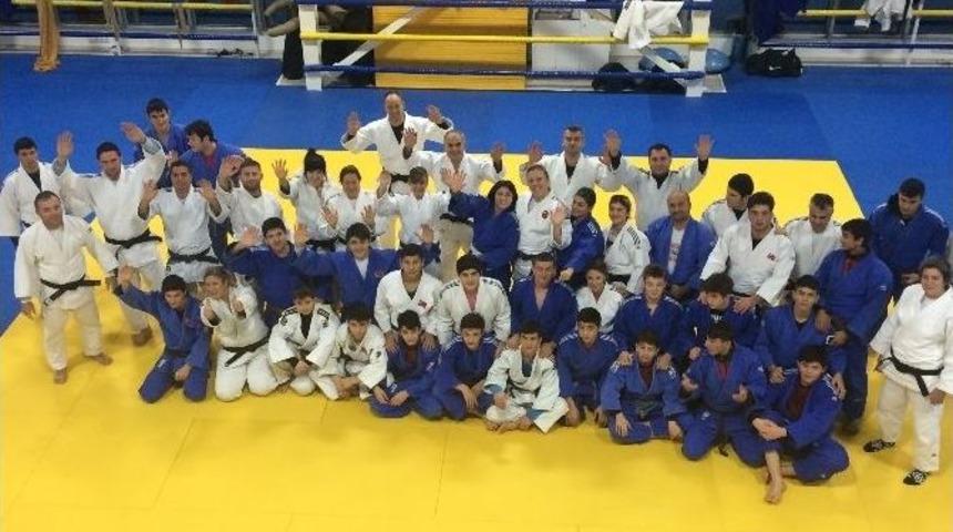 Tohm&rsquo;da Antren&ouml;r Kursu