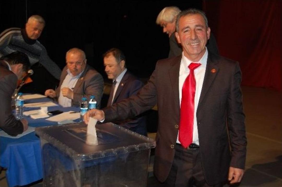 Muhtarlar Dernek Başkanını Se&ccedil;ti